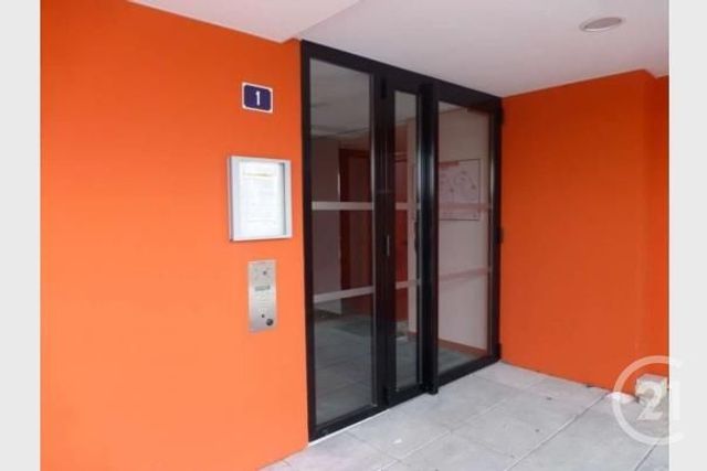 Appartement F3 &agrave; louer - 3 pi&egrave;ces - 60,10 m2 - Orleans - 45 - CENTRE