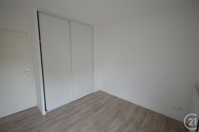 Appartement F3 &agrave; louer - 3 pi&egrave;ces - 60,10 m2 - Orleans - 45 - CENTRE