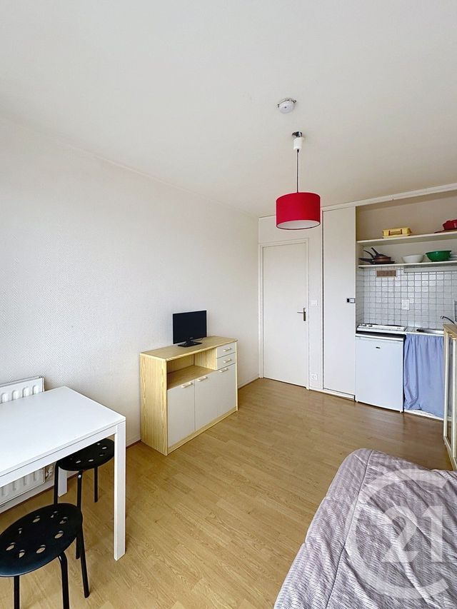 Appartement F1 &agrave; louer - 1 pi&egrave;ce - 18,19 m2 - Orleans - 45 - CENTRE