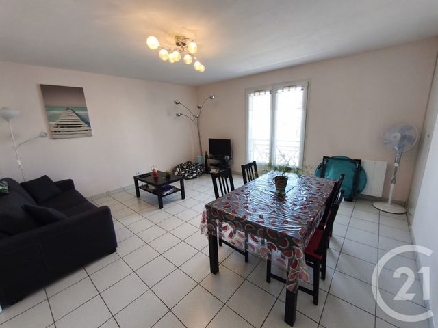 Appartement F3 &agrave; vendre - 3 pi&egrave;ces - 64,24 m2 - St Jean De La Ruelle - 45 - CENTRE