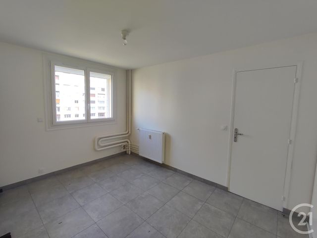Appartement F3 &agrave; louer - 3 pi&egrave;ces - 68,25 m2 - Orleans - 45 - CENTRE