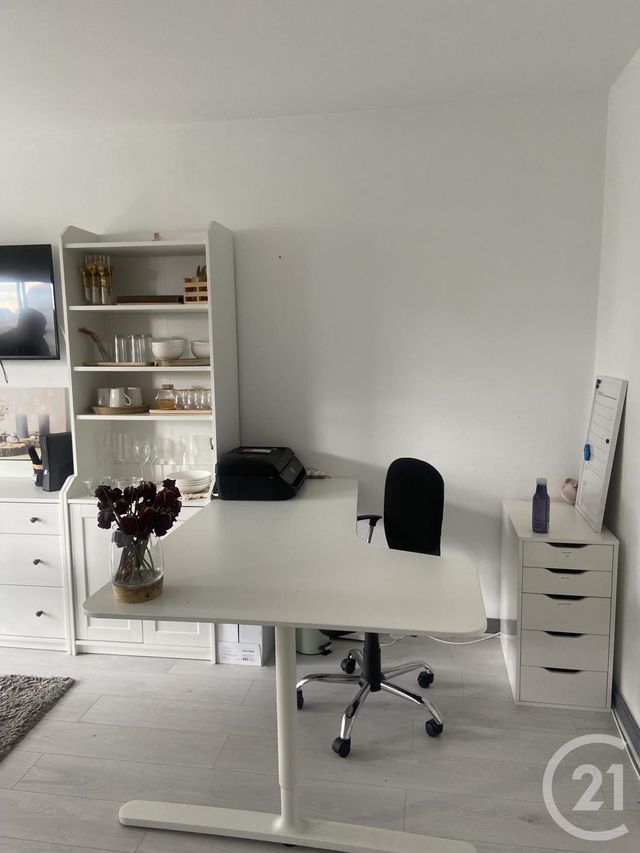 Appartement F1 &agrave; louer - 1 pi&egrave;ce - 28,36 m2 - Orleans - 45 - CENTRE