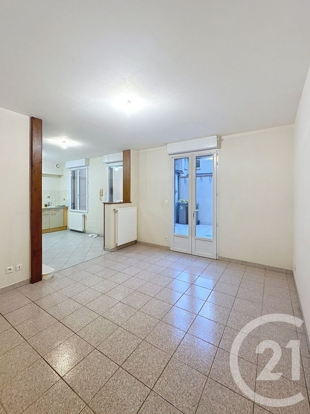 Maison &agrave; louer - 3 pi&egrave;ces - 69,70 m2 - Orleans - 45 - CENTRE