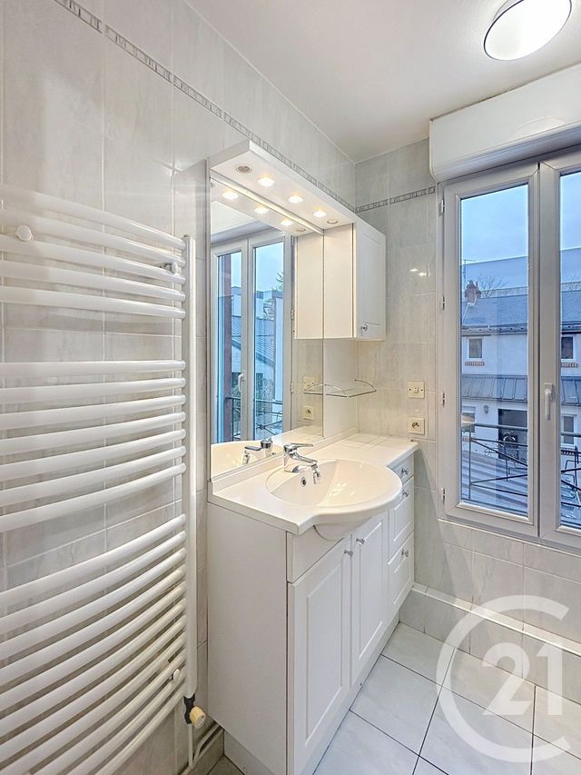 Maison &agrave; louer - 3 pi&egrave;ces - 69,70 m2 - Orleans - 45 - CENTRE