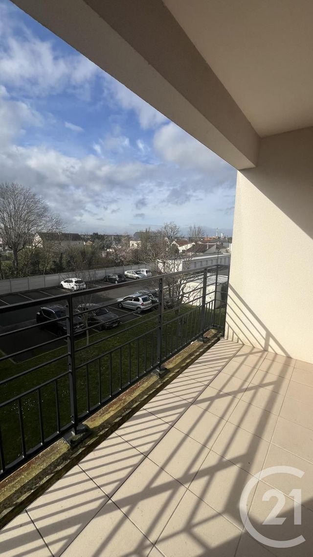 Appartement F2 &agrave; louer - 2 pi&egrave;ces - 41,70 m2 - La Chapelle St Mesmin - 45 - CENTRE