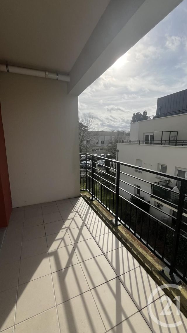 Appartement F2 &agrave; louer - 2 pi&egrave;ces - 41,70 m2 - La Chapelle St Mesmin - 45 - CENTRE