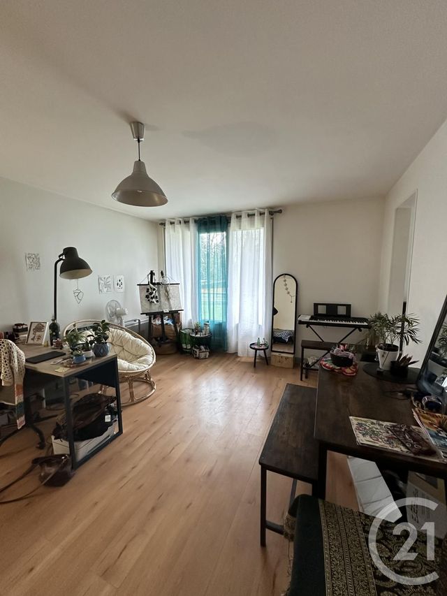 Appartement F1 à louer ORLEANS