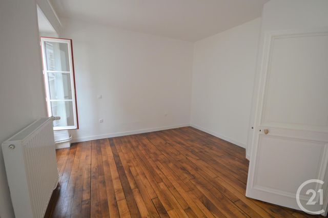 Maison &agrave; louer - 4 pi&egrave;ces - 107,68 m2 - Orleans - 45 - CENTRE