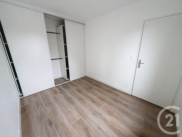 Appartement F2 &agrave; louer - 2 pi&egrave;ces - 35,42 m2 - St Jean De La Ruelle - 45 - CENTRE