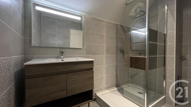 Maison &agrave; louer - 5 pi&egrave;ces - 122 m2 - Fleury Les Aubrais - 45 - CENTRE