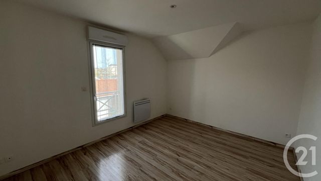 Maison &agrave; louer - 5 pi&egrave;ces - 122 m2 - Fleury Les Aubrais - 45 - CENTRE