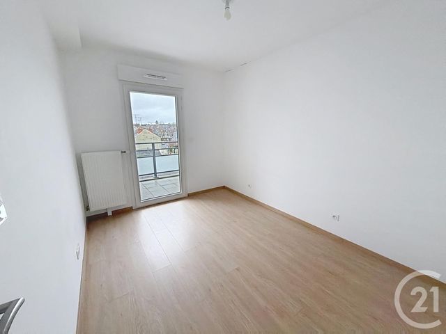 Appartement F3 &agrave; louer - 3 pi&egrave;ces - 61,19 m2 - Orleans - 45 - CENTRE