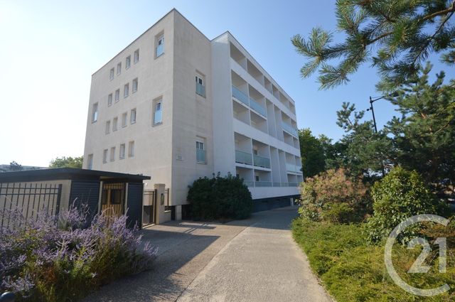 Appartement Studio &agrave; louer - 1 pi&egrave;ce - 33 m2 - Orleans - 45 - CENTRE