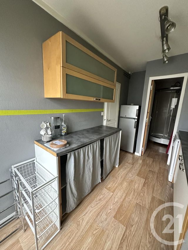 Appartement Studio &agrave; louer - 1 pi&egrave;ce - 33 m2 - Orleans - 45 - CENTRE
