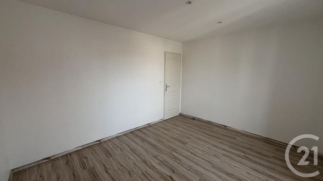 Maison &agrave; louer - 5 pi&egrave;ces - 122 m2 - Fleury Les Aubrais - 45 - CENTRE