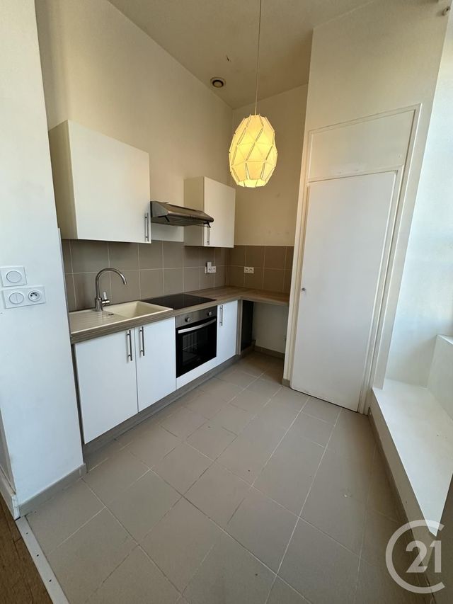 Appartement F1 &agrave; louer - 1 pi&egrave;ce - 30,55 m2 - Orleans - 45 - CENTRE