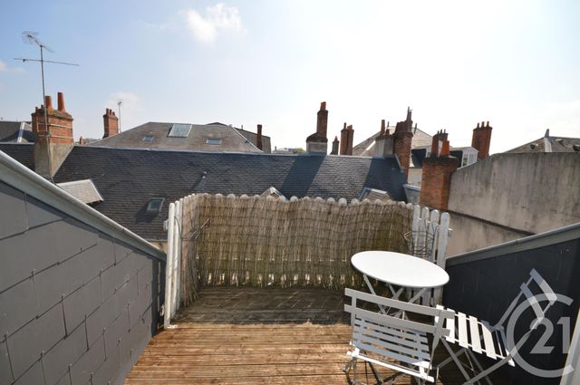 Appartement F2 &agrave; louer - 2 pi&egrave;ces - 52,41 m2 - Orleans - 45 - CENTRE