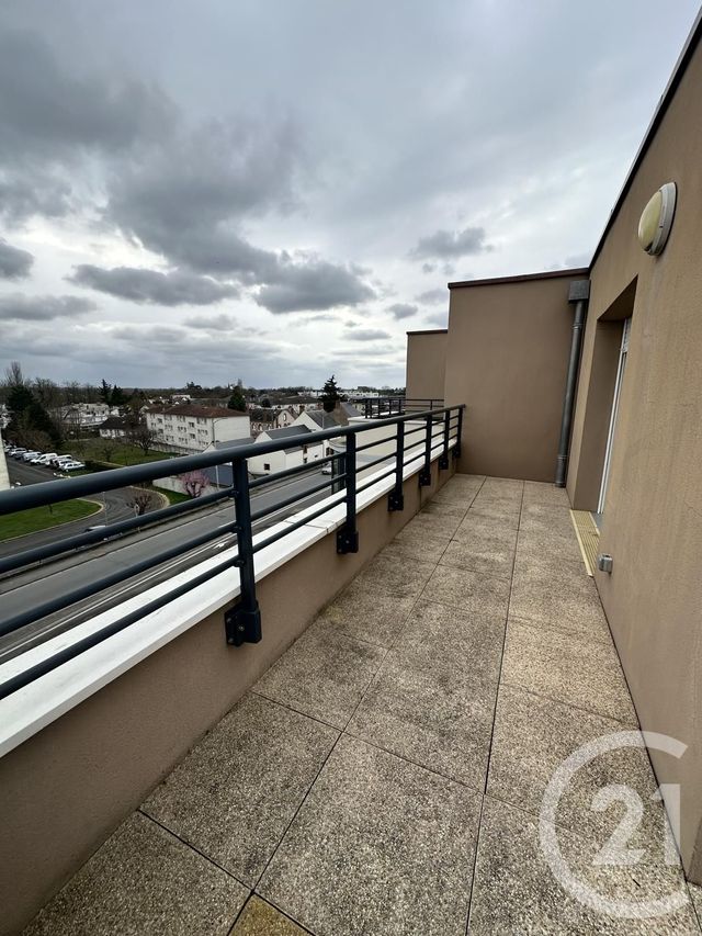 Appartement F2 &agrave; louer - 2 pi&egrave;ces - 58,19 m2 - La Chapelle St Mesmin - 45 - CENTRE