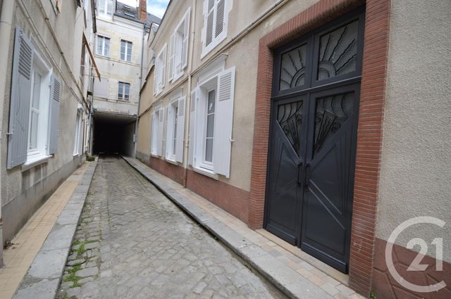 Maison &agrave; louer - 4 pi&egrave;ces - 107,68 m2 - Orleans - 45 - CENTRE