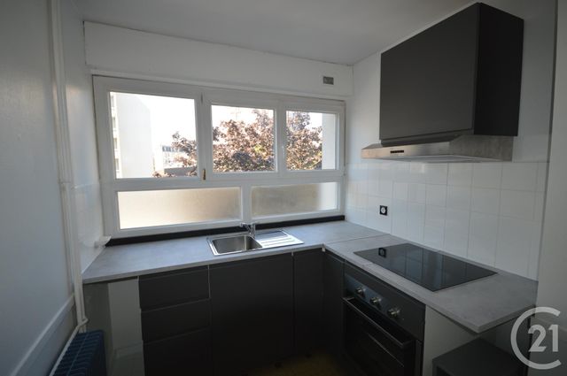 Appartement F2 &agrave; louer - 2 pi&egrave;ces - 43,39 m2 - Orleans - 45 - CENTRE