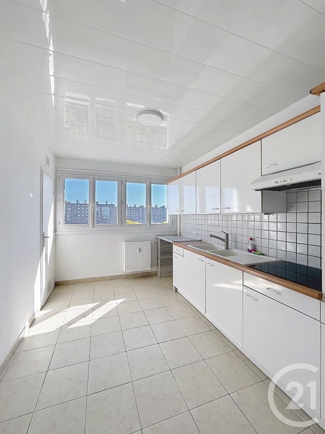 Appartement F3 &agrave; louer - 3 pi&egrave;ces - 78,21 m2 - Orleans - 45 - CENTRE