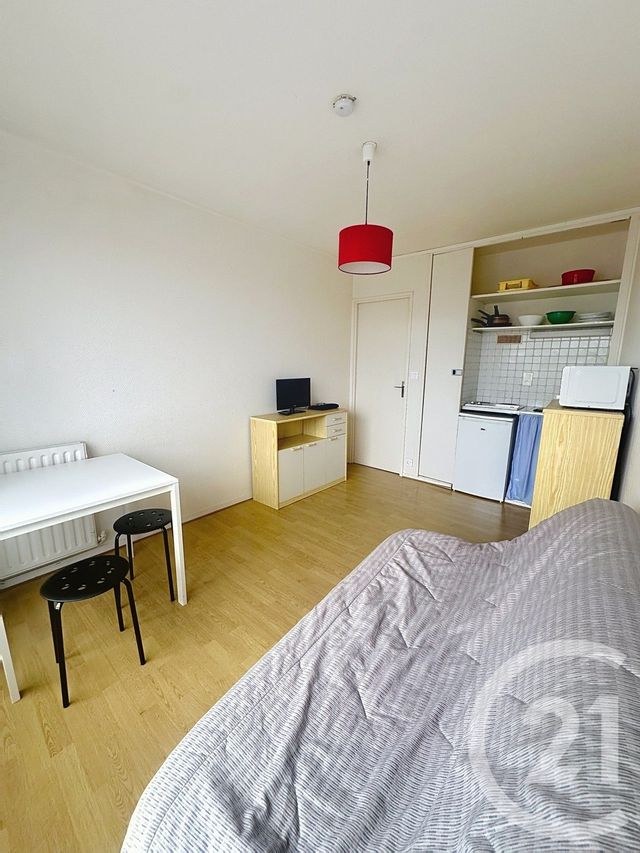Appartement F1 &agrave; louer - 1 pi&egrave;ce - 18,19 m2 - Orleans - 45 - CENTRE