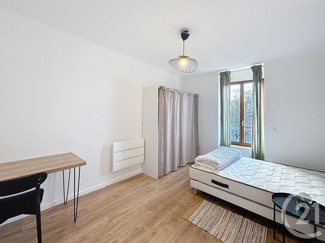 Appartement Chambre &agrave; louer - 1 pi&egrave;ce - 13,51 m2 - Orleans - 45 - CENTRE