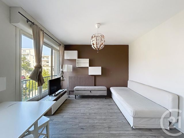 Appartement F1 à louer ORLEANS