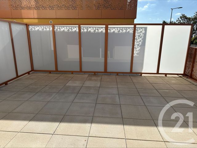 Appartement F1 &agrave; louer - 1 pi&egrave;ce - 24,50 m2 - La Chapelle St Mesmin - 45 - CENTRE