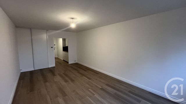 Appartement F1 &agrave; louer - 1 pi&egrave;ce - 32,50 m2 - Orleans - 45 - CENTRE