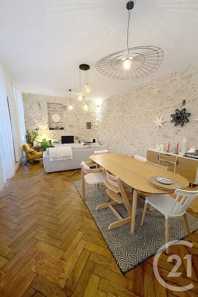 Maison &agrave; louer - 4 pi&egrave;ces - 107,68 m2 - Orleans - 45 - CENTRE