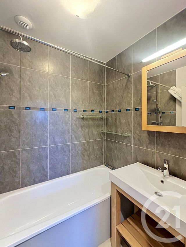Appartement F2 &agrave; louer - 2 pi&egrave;ces - 46,14 m2 - Orleans - 45 - CENTRE