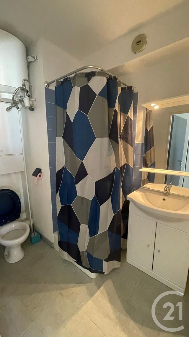 Appartement Studio &agrave; louer - 1 pi&egrave;ce - 19 m2 - Orleans - 45 - CENTRE