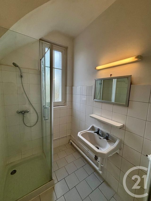 Maison &agrave; louer - 4 pi&egrave;ces - 92,58 m2 - Semoy - 45 - CENTRE