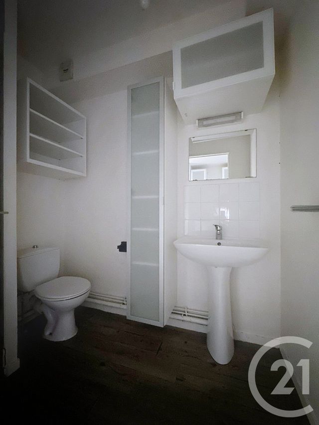 Appartement F1 &agrave; louer - 1 pi&egrave;ce - 20,01 m2 - Orleans - 45 - CENTRE