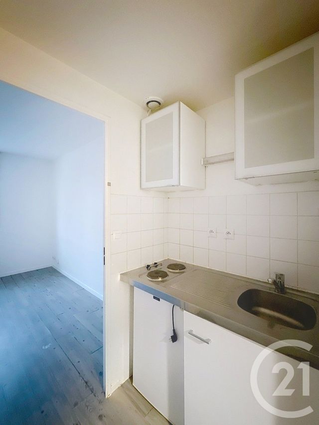Appartement F1 &agrave; louer - 1 pi&egrave;ce - 20,01 m2 - Orleans - 45 - CENTRE