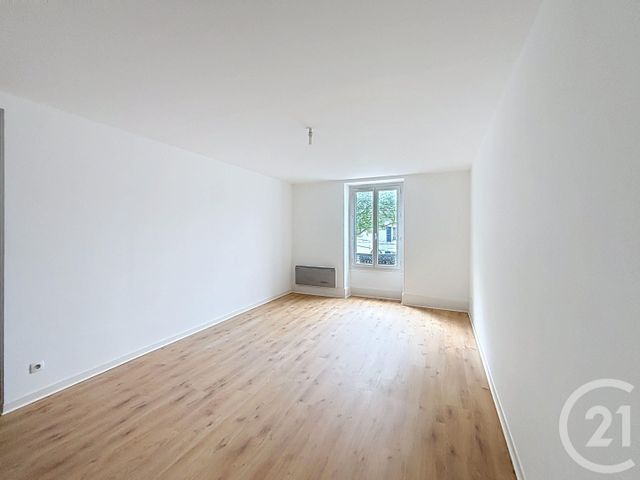 Appartement F3 &agrave; louer - 3 pi&egrave;ces - 54,24 m2 - Fleury Les Aubrais - 45 - CENTRE