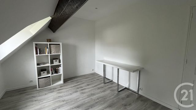 Maison &agrave; louer - 4 pi&egrave;ces - 97 m2 - Fleury Les Aubrais - 45 - CENTRE