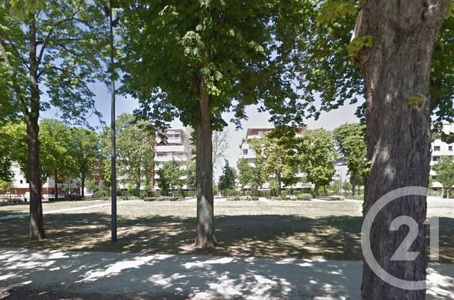 Appartement F3 &agrave; louer - 3 pi&egrave;ces - 74,19 m2 - Orleans - 45 - CENTRE