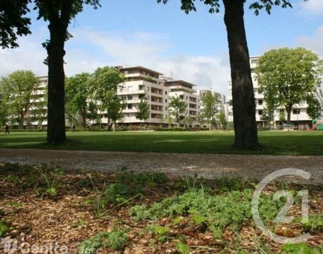 Appartement F3 &agrave; louer - 3 pi&egrave;ces - 74,19 m2 - Orleans - 45 - CENTRE