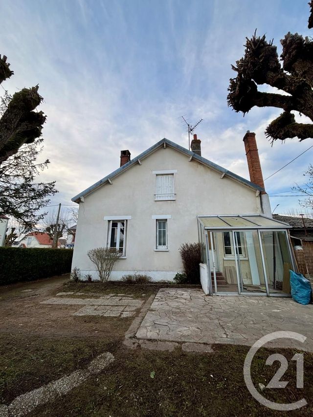 Maison &agrave; louer - 4 pi&egrave;ces - 92,58 m2 - Semoy - 45 - CENTRE