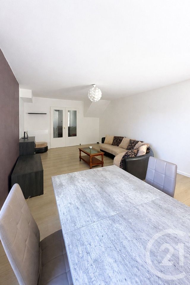 Appartement F3 duplex &agrave; louer - 3 pi&egrave;ces - 66,50 m2 - St Jean De Braye - 45 - CENTRE
