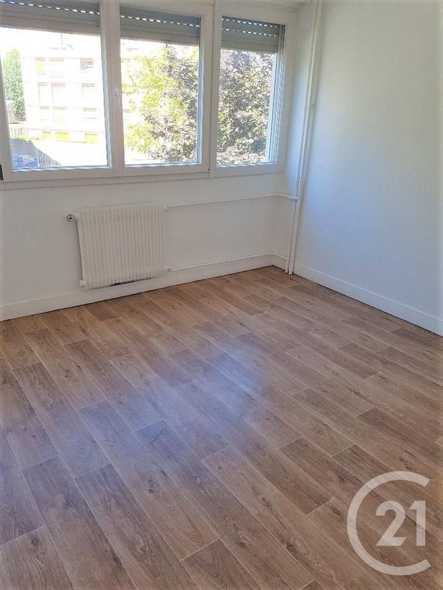 Appartement F2 &agrave; louer - 2 pi&egrave;ces - 43,39 m2 - Orleans - 45 - CENTRE