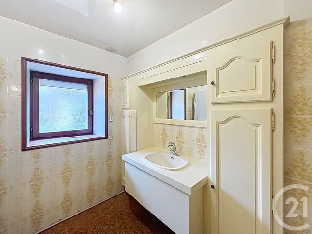 Maison &agrave; louer - 4 pi&egrave;ces - 113 m2 - Mareau Aux Pres - 45 - CENTRE
