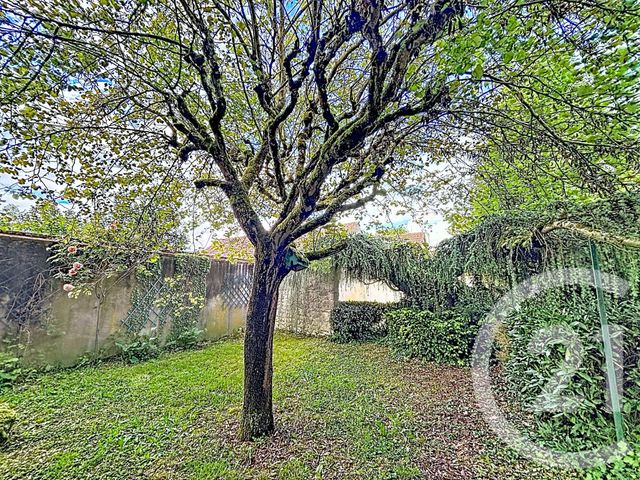 Maison &agrave; louer - 4 pi&egrave;ces - 113 m2 - Mareau Aux Pres - 45 - CENTRE