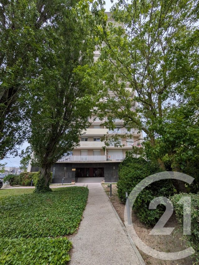 Appartement F2 &agrave; vendre - 2 pi&egrave;ces - 62,14 m2 - Orleans - 45 - CENTRE