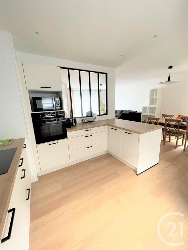 Maison &agrave; louer - 4 pi&egrave;ces - 83 m2 - Orleans - 45 - CENTRE