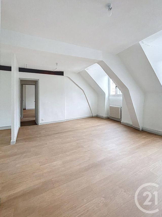 Appartement F4 &agrave; louer - 4 pi&egrave;ces - 92,41 m2 - Orleans - 45 - CENTRE
