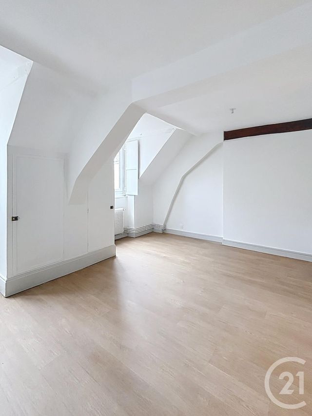 Appartement F4 &agrave; louer - 4 pi&egrave;ces - 92,41 m2 - Orleans - 45 - CENTRE