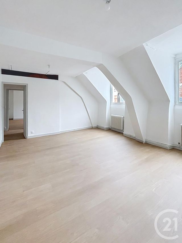 Appartement F4 &agrave; louer - 4 pi&egrave;ces - 92,41 m2 - Orleans - 45 - CENTRE